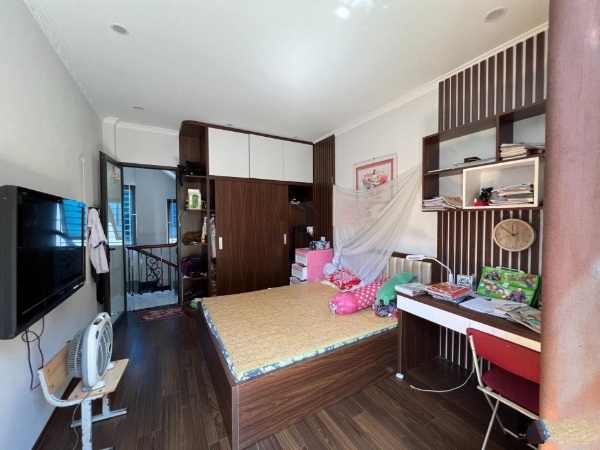 Bán nhà 4 tầng 50 m² tại Thạch Bàn, Long Biên, Hà Nội